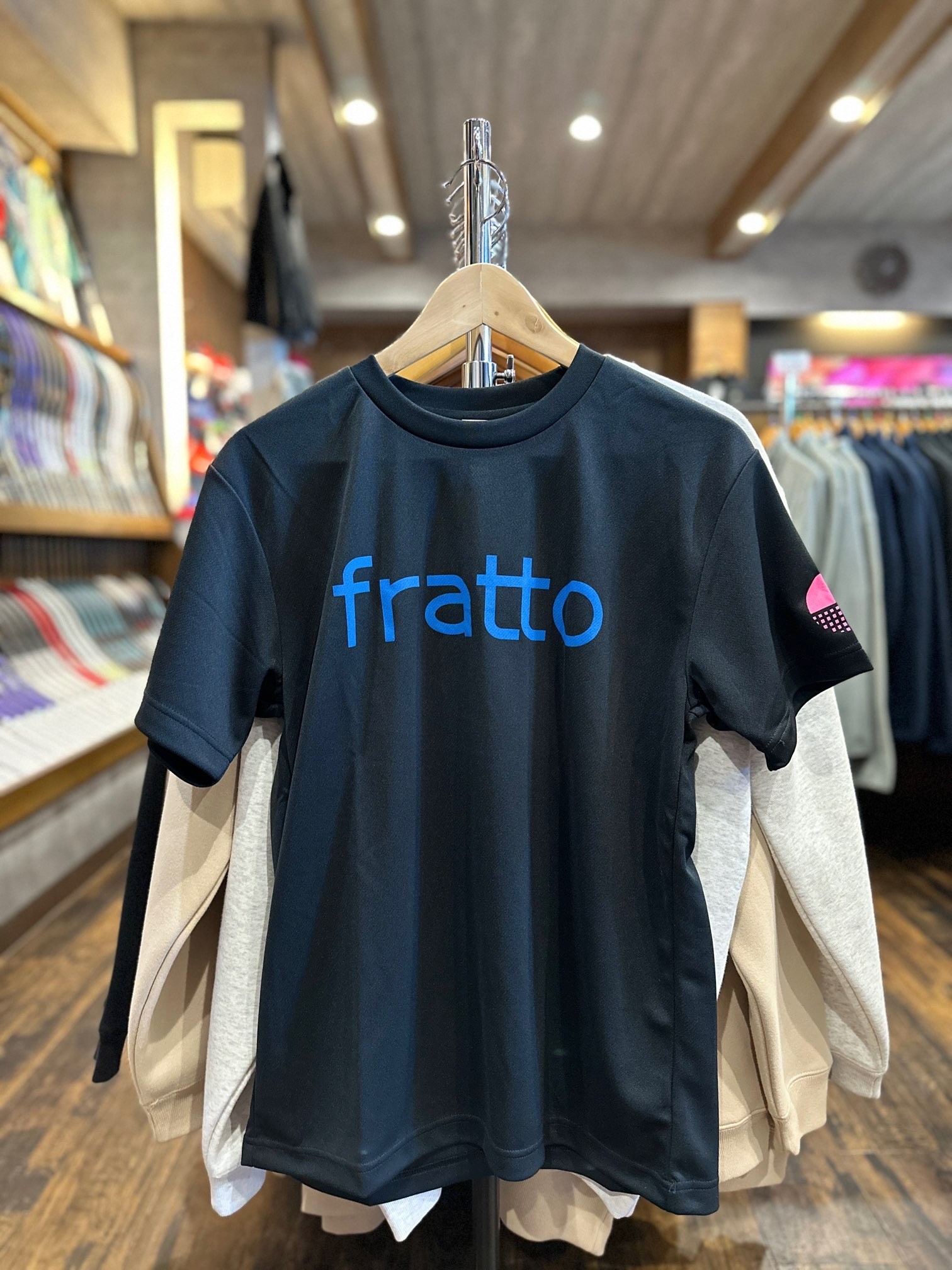 frattoオリジナル　　3色Tシャツ　半袖　　ブラック