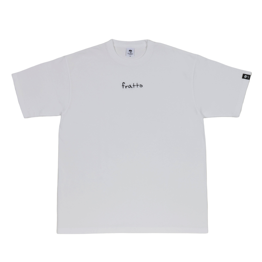frattoオリジナル　　ビッグシルエット　　シンプルロゴ　　　　ホワイト