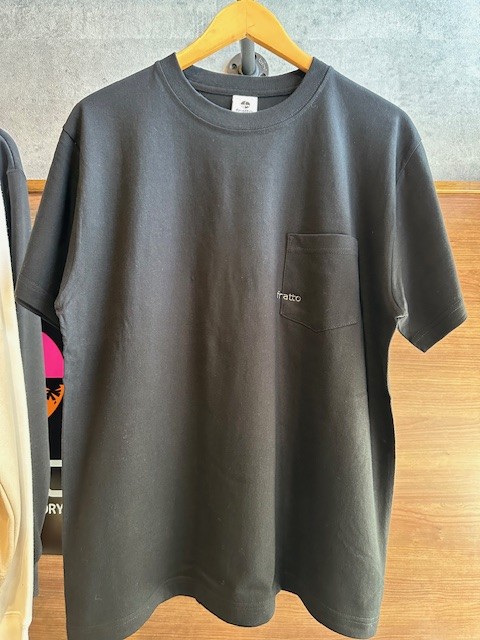 frattoオリジナル　　ポケットロゴTシャツ　ブラック×グレー