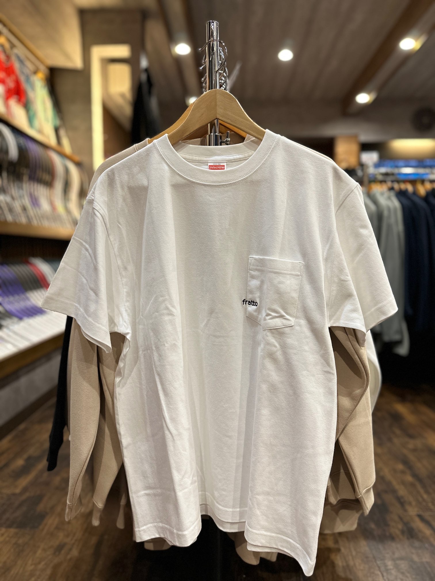 frattoオリジナル　　ポケットロゴTシャツ　ホワイト