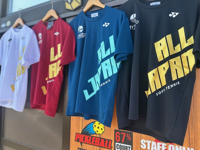 fratto / YONEX frattoロゴ入り ALL JAPAN Tシャツ 2026.Ver ブラック