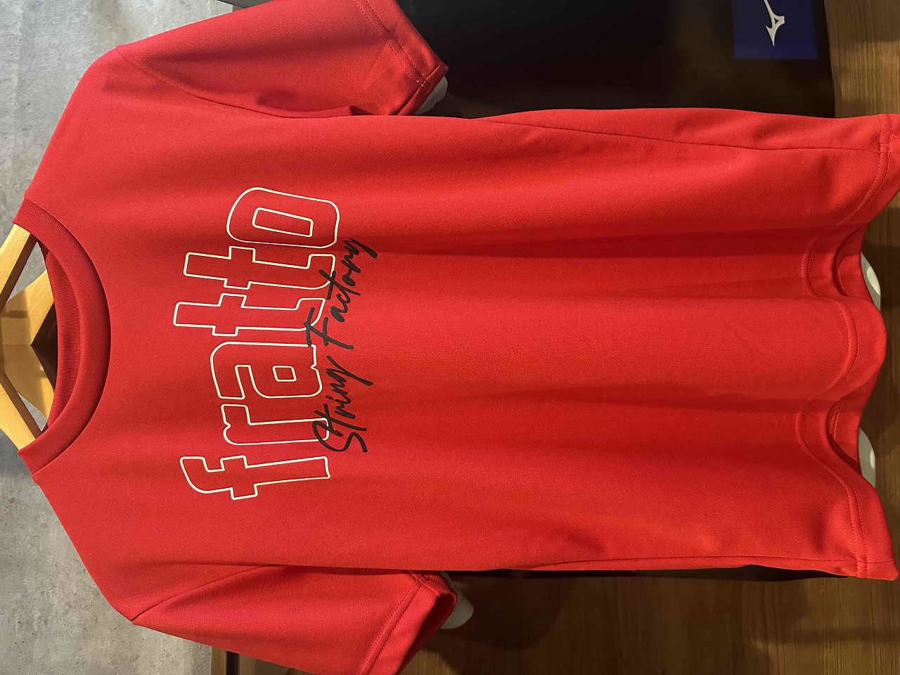 frattoオリジナル　　サインTシャツ　レッド
