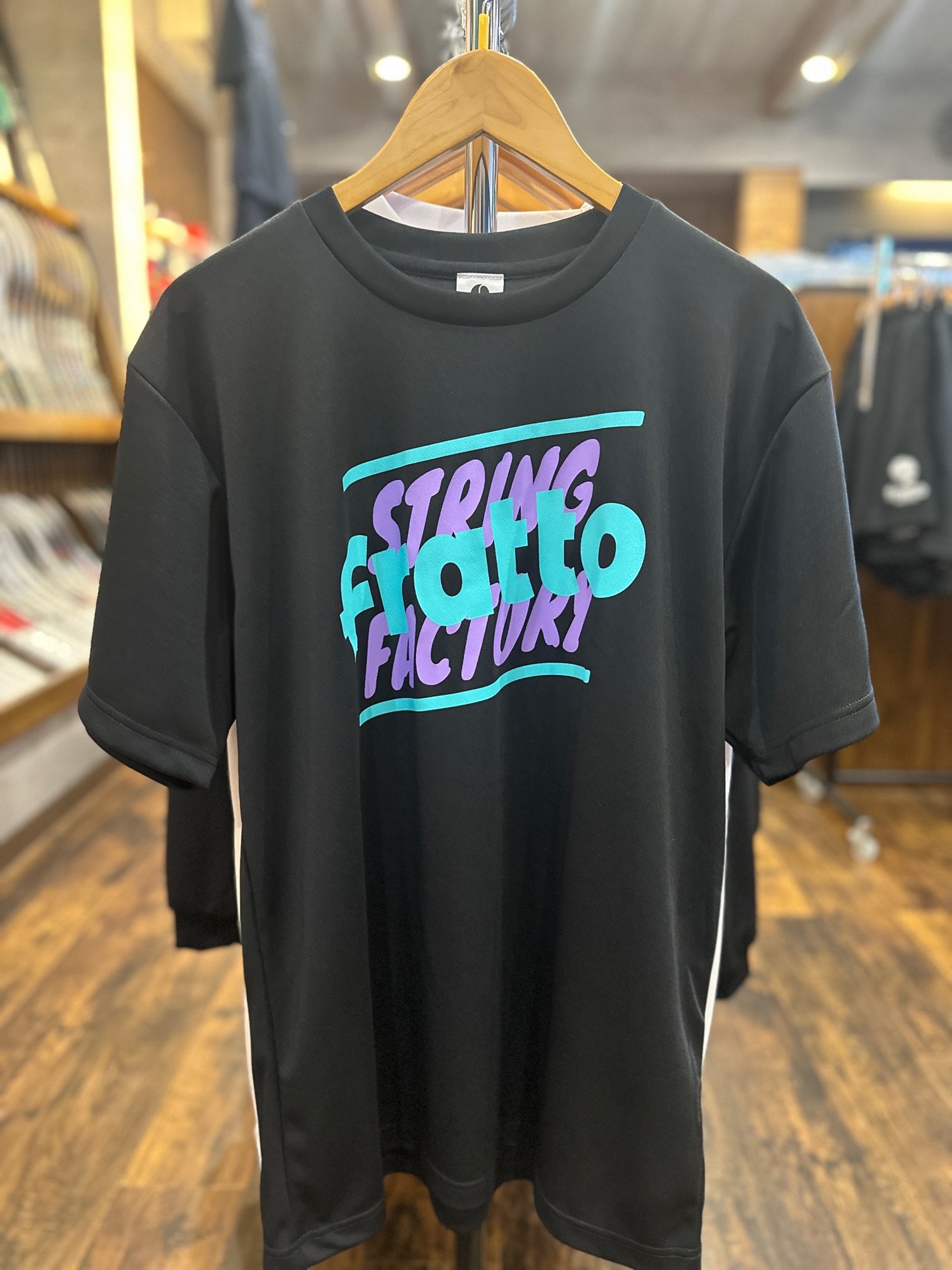 frattoオリジナル　　Tシャツ　　　POP in　　　ブラック