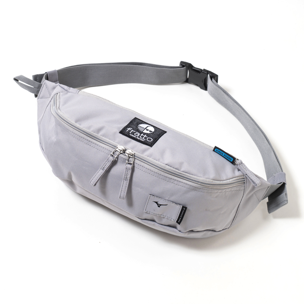 MIZUNO  frattoロゴ入り ボディバッグ ライトグレー